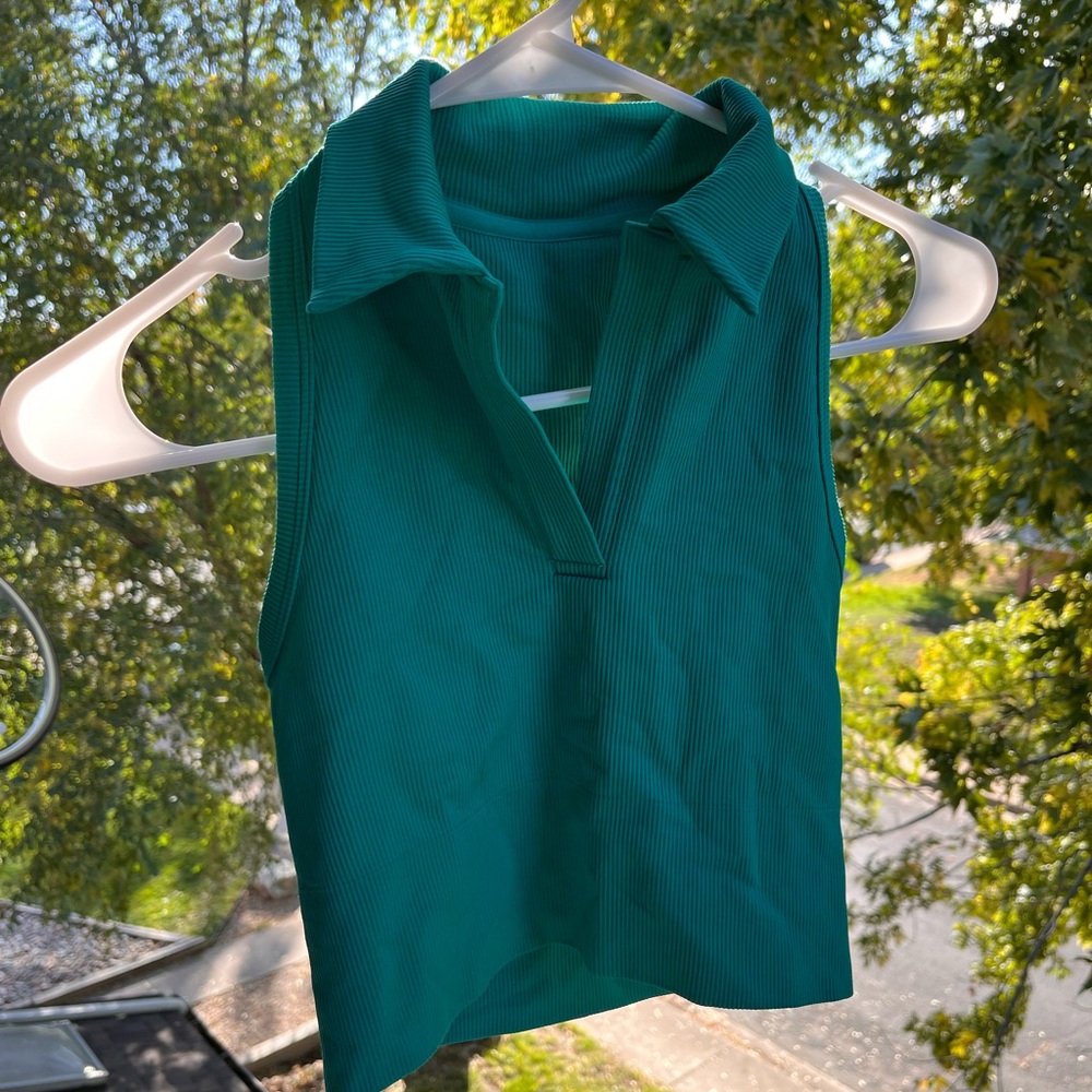 Athleta Aurora Seamless V Neck Tennis Tank Polo Crop in Tropics Teal Green XXS - Picture 2 of 5